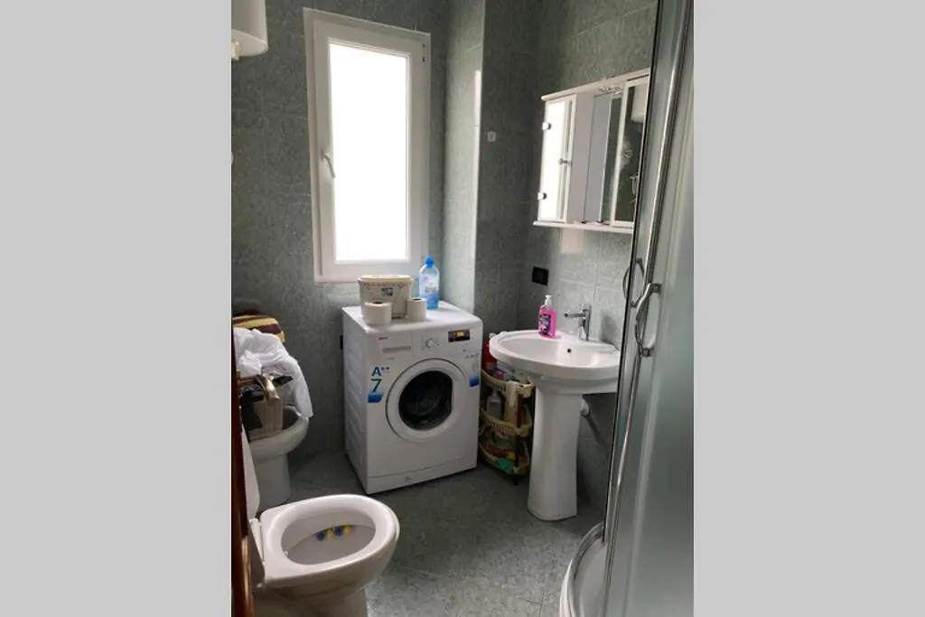 Super Apartment 100M2 2 Sovrum Shengjin