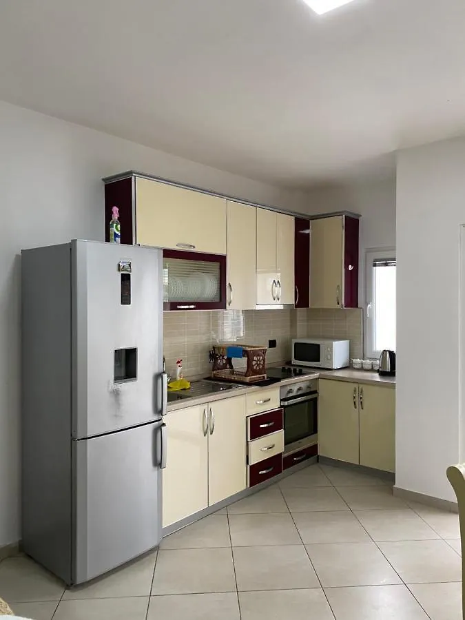 Super Apartment 100M2 2 Sovrum Shengjin Albania