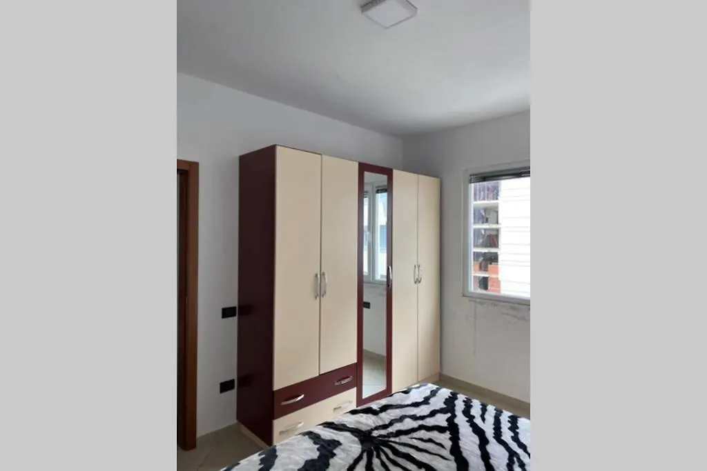 Super Apartment 100M2 2 Sovrum Shëngjin